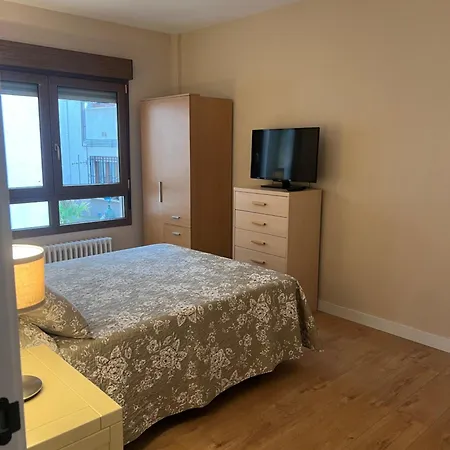 Apartamento Rey Favila Onís