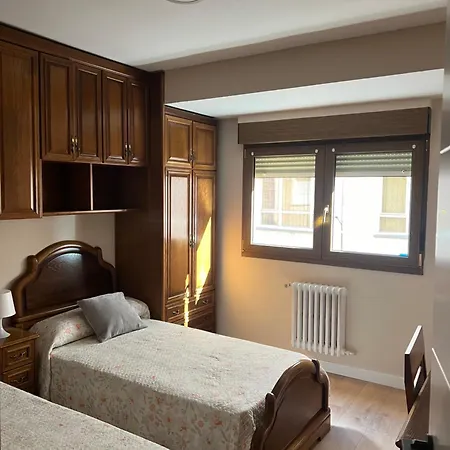 Rey Favila Apartamento Onís